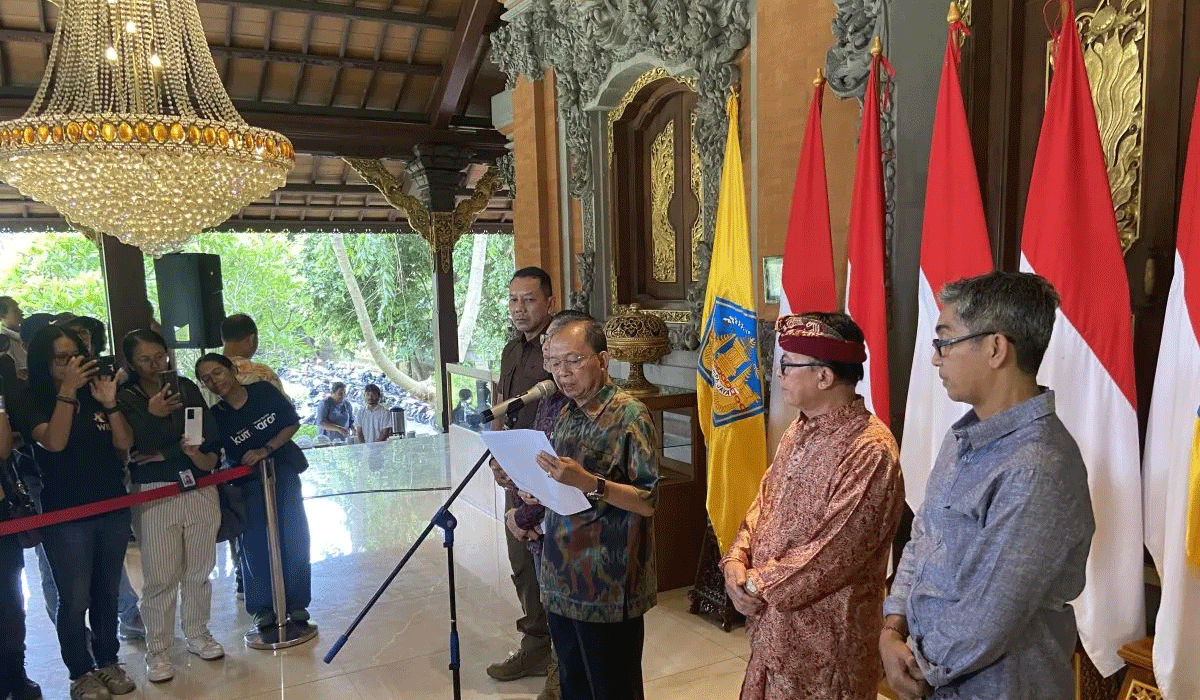 Kontroversi Lift Kaca Pantai Kelingking, Gubernur Koster Ambil Langkah Tegas