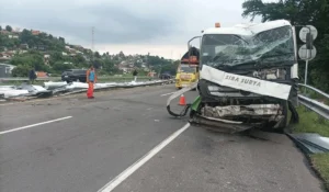Dua Nyawa Melayang Dalam Kecelakaan Beruntun di Tol Gayamsari