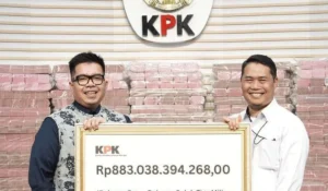 Mengapa KPK Harus Meminjam Rp300 Miliar Uang Hasil Korupsi