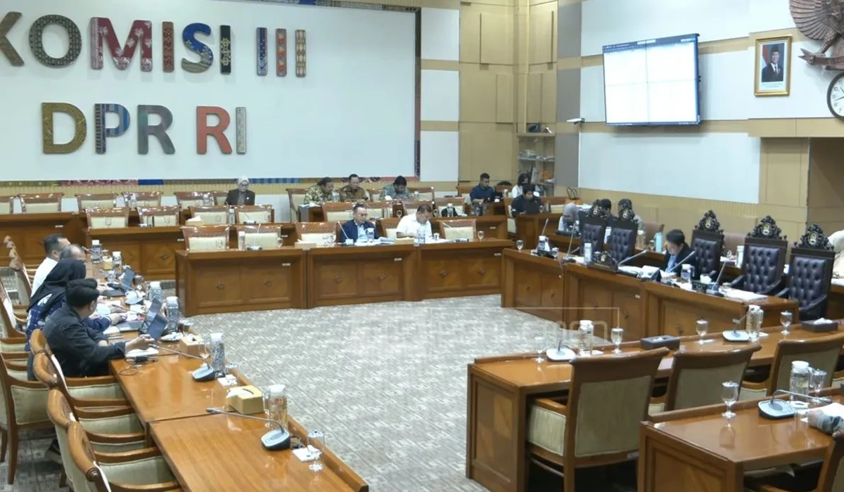 DPR-dan-Pemerintah-Bahas-RUU-Penyesuaian-Pidana