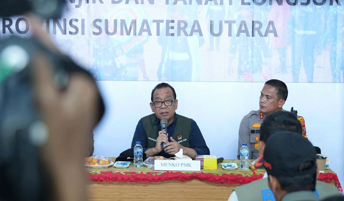Menko PMK Pratikno Pastikan 500.000 Ton Bantuan Telah Dikirim ke Banjir Sumatra